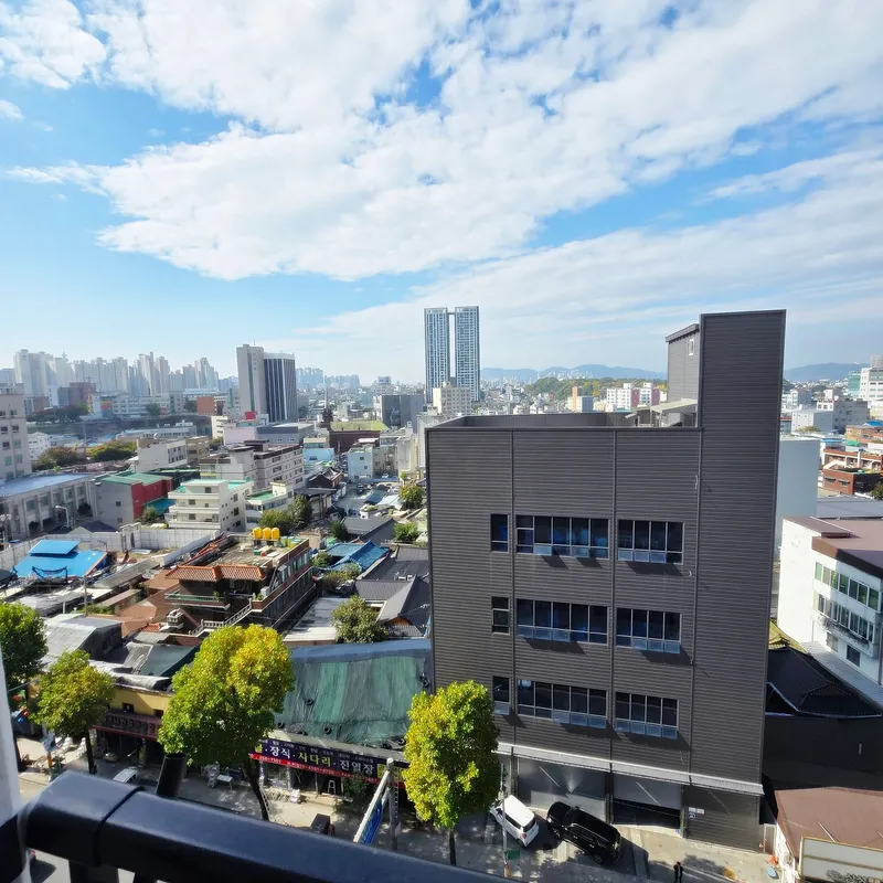[Jung-gu, Daegu] Daegu Station Jungangno Station 25-pyeong officetel #Pets allowed 24