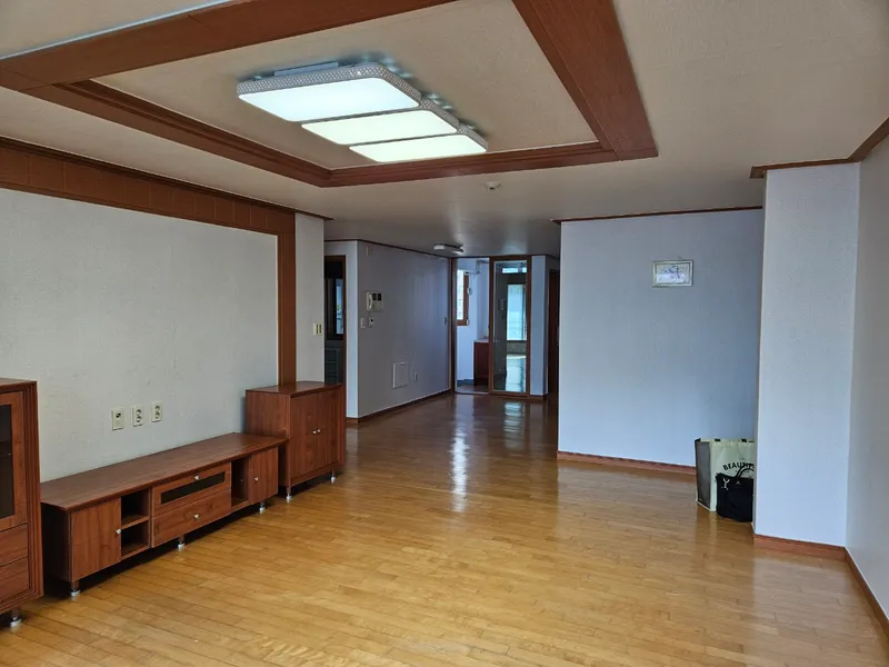 [Gwanak, Seoul] 40 pyeong apartment, 4 large rooms, 1 large living room 21