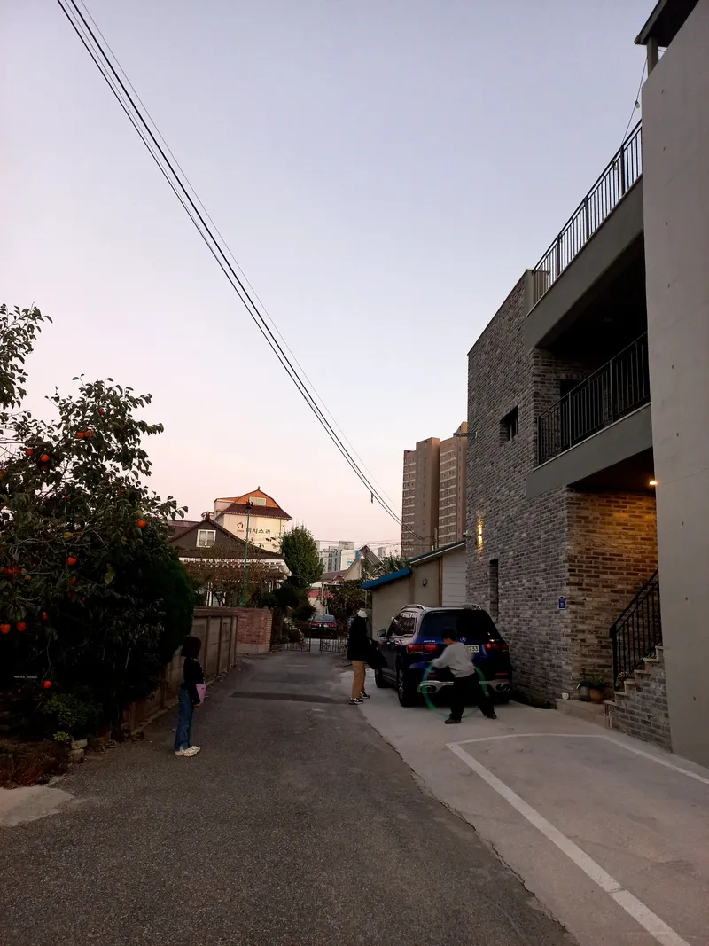 [Gangneung] 5 minutes walk from Songjeong Beach, newly built in 24 years #Parking available #Convenience facilities 29