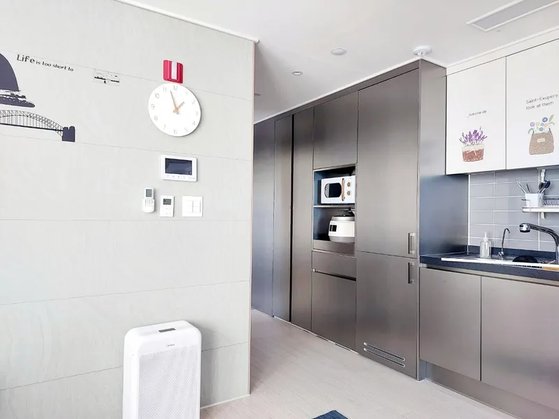 [Donghae] Room 909 Latex Twin Bed Ocean View Styler 2-Room 15
