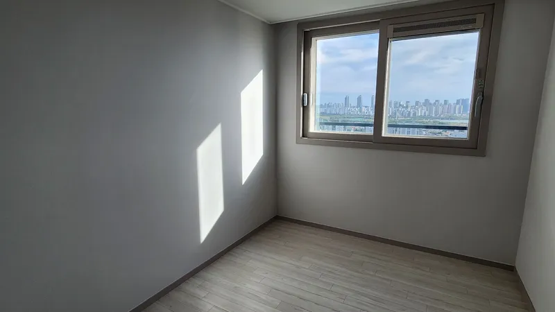 [Yeonsu, Incheon] Songdo Station night view sea, lake, city view best 3 rooms 29th floor 15