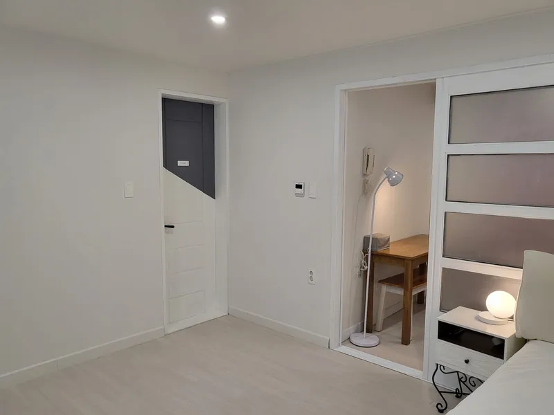[Pohang] 5-minute walk to the terminal, 8-minute drive to POSTECH, 303 6