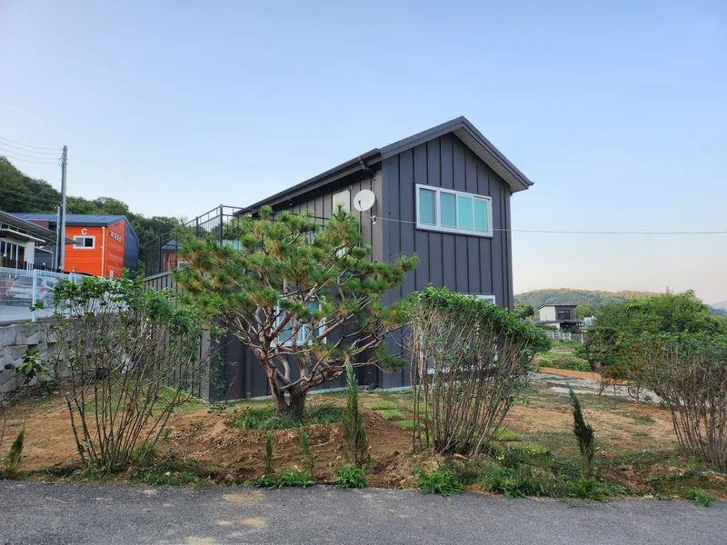[Yongin] Everland 9 minutes group accommodation, independent duplex, cost-effective, 2-story detached house 80