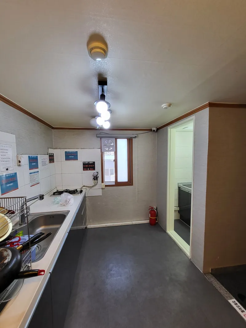 [Buk-gu, Gwangju] Jeon Dae-hu-mun cost-effective one-room tel, 1-person room, room 303 26