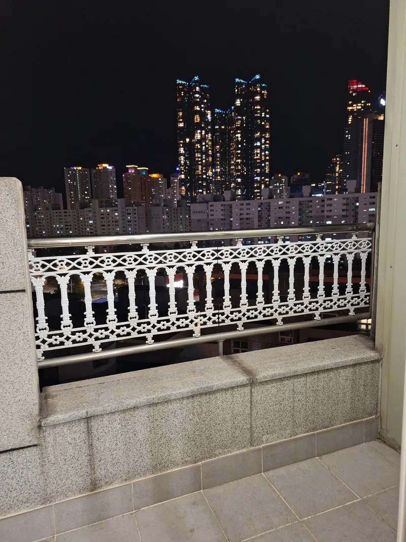 [Haeundae, Busan] Clean 1.5 room with good transportation and great night view near Haeundae 18
