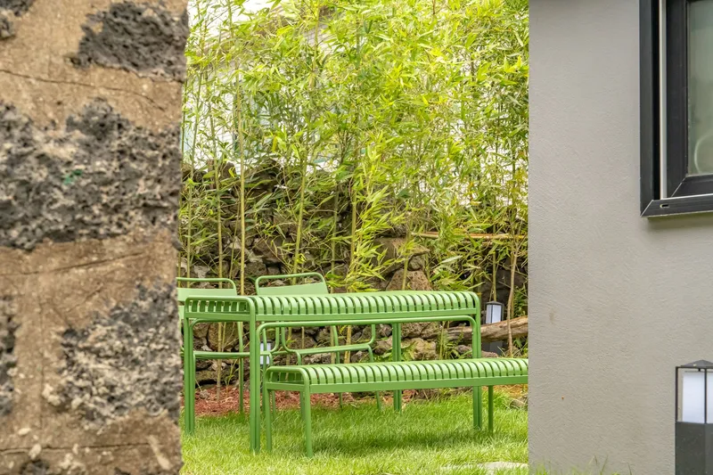 [Hallim, Jeju] West Hyeopjae Pool Villa Pension, Hanok & Stone Wall 6