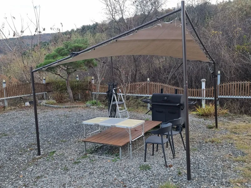 [Chuncheon][Chuncheon, Gangwon-do] A small house with a yard along the Hongcheon River 22