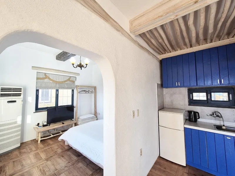 [Topyeong-dong, Seogwipo] #Breakfast #1PetFree Ocean View Yard Accommodation Everseaside 11