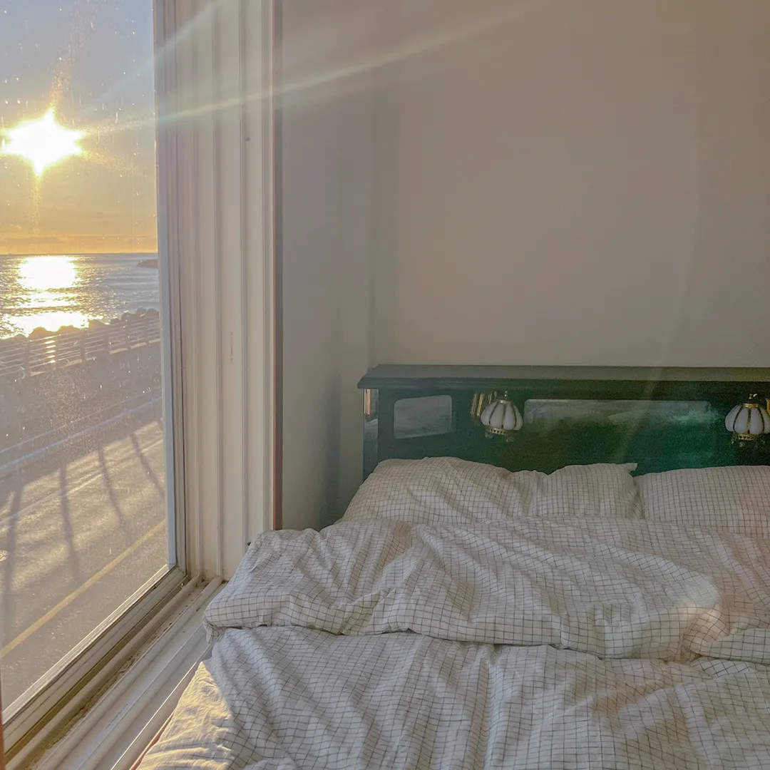 Cheongho-dong Ocean View One-Bedroom House