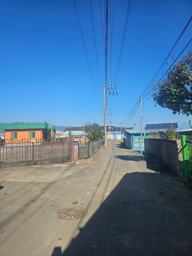 [Pohang] A quiet country house with an old persimmon tree in the yard and a large parking lot 29