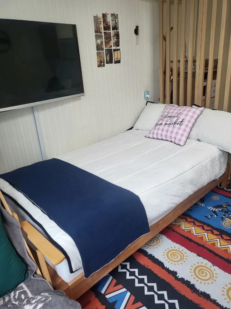 [Gangseo, Seoul] 5 minutes walk from Gimpo Airport. - Lotte Mall. Subway 5.9. Airport Railroad 3