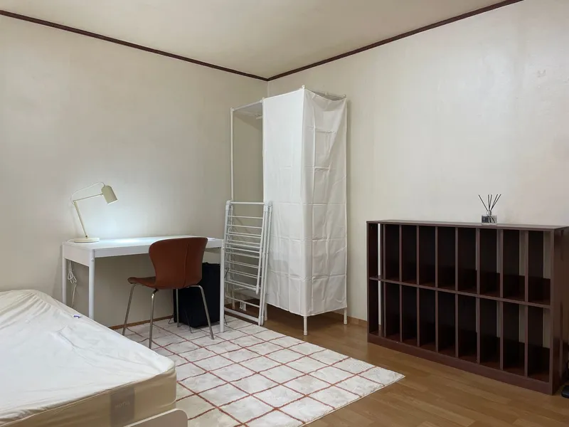 [Seodaemun, Seoul][Seoul Mapo] 1 minute from Ahyeon Station, three-room 11