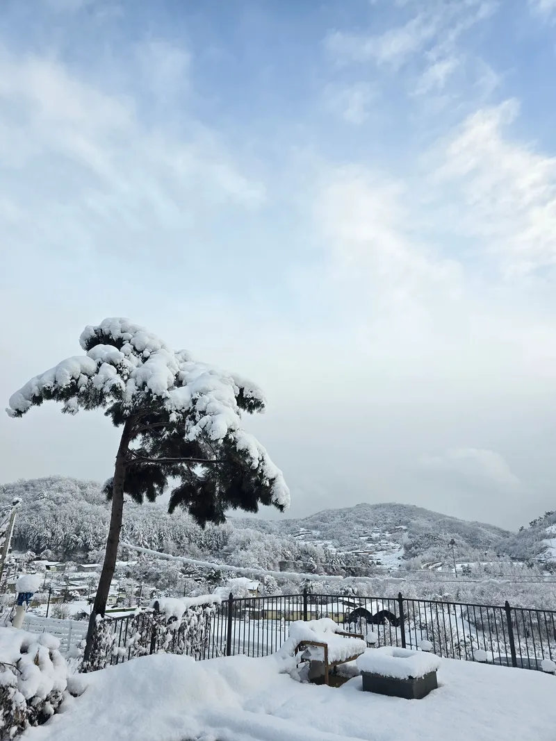 [Yangpyeong] A two-story, modern-style house with a great view 44