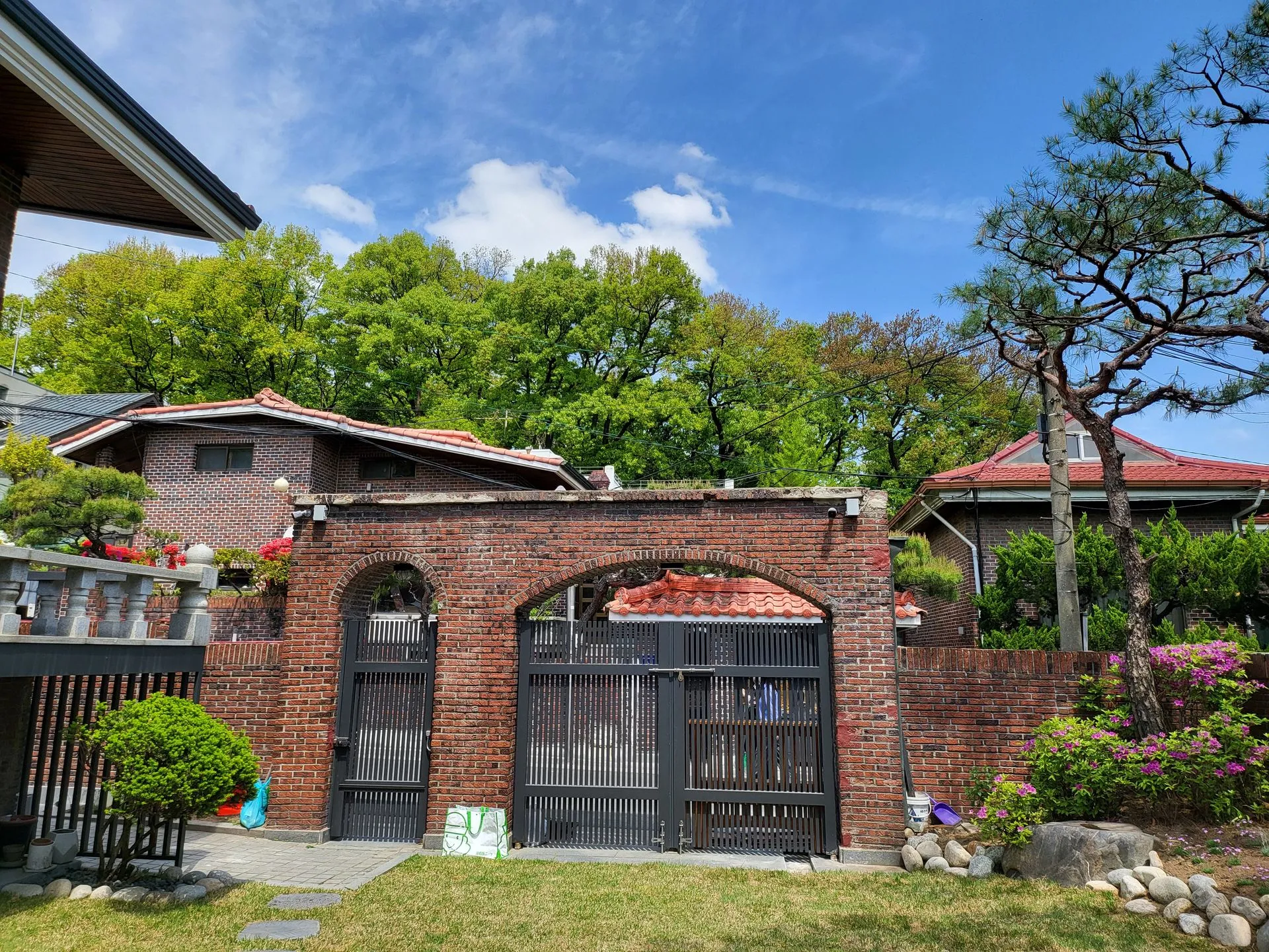 Yulhyeon-dong Three-Bedroom House