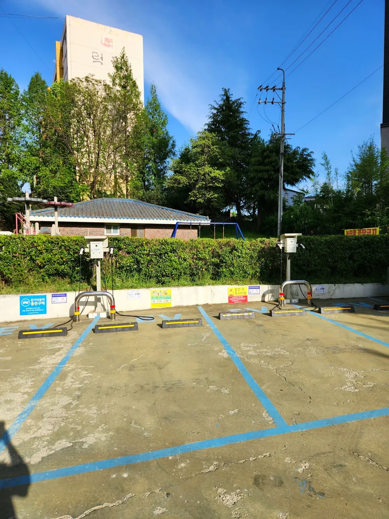 [Seo-gu, Gwangju] Full-option mid-century 24-pyeong apartment in Hwajeong-dong 25
