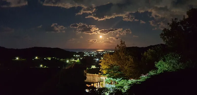 [강원 양양] 하늘바다산_달(침대방) 12