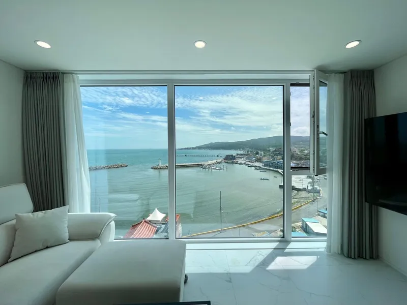 [Buk-gu, Ulsan] Newly built pool villa pension with ocean view in all rooms #private swimming pool 5
