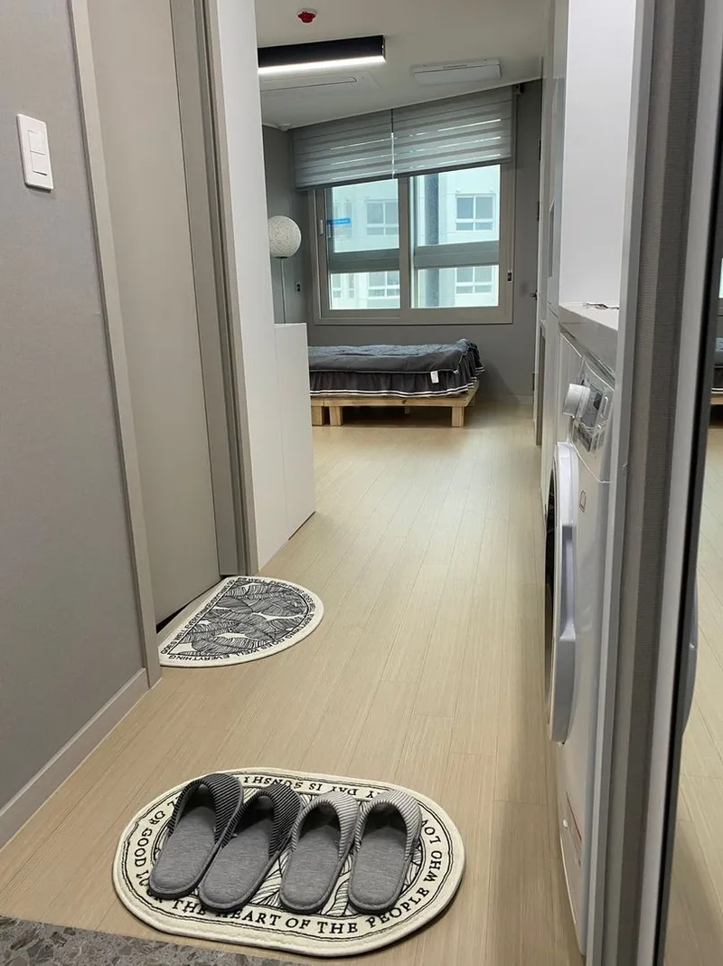 [Ansan] Beautiful Sihwaho Ocean View Newly Built Officetel 2