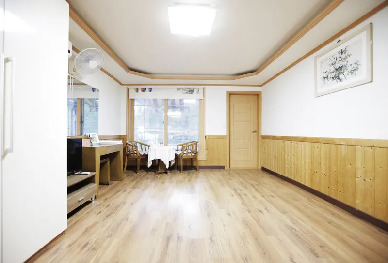 [강원 정선] 정선 관광지와 동해에 인접한 중심가에 자리잡은 펜션 도란 3