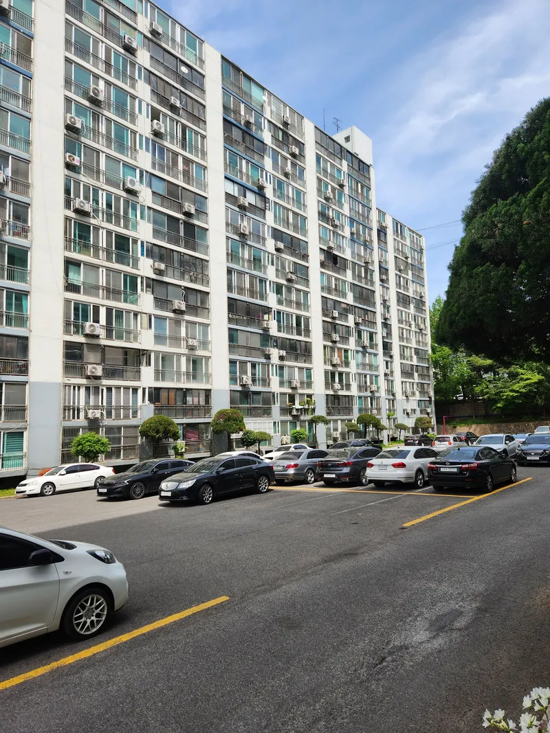 [Seo-gu, Gwangju] Full-option mid-century 24-pyeong apartment in Hwajeong-dong 23
