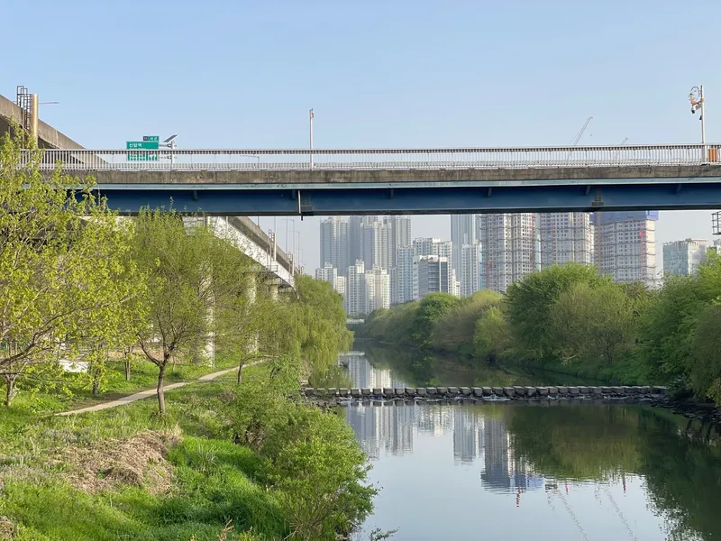[Seongdong, Seoul] Independent house right in front of Majang Station, Yongdap Station, and Cheonggyecheon 18