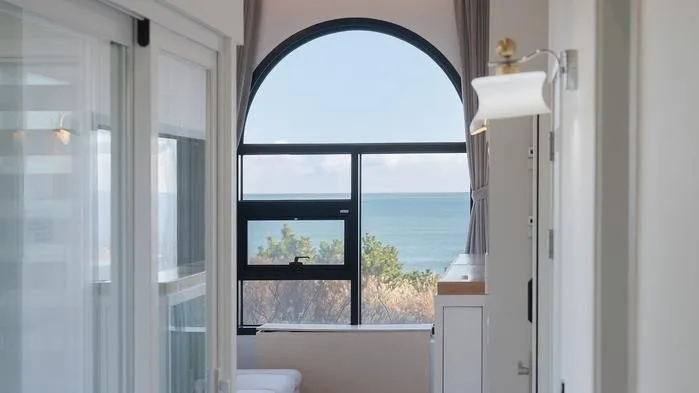 [Buk-gu, Ulsan] Pool Villa Kids Hotel #201 right in front of Gangdong Mongdol Beach 10