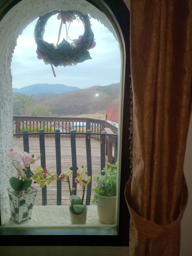 [Pyeongchang] Cabin A "Scent of the Forest" Duplex Private House, Pristine Area. Queen Bed Room, Downstairs Room 20