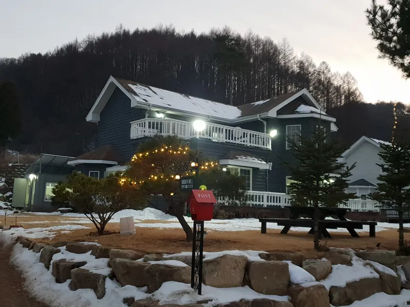 [강원 평창] 해발 700 병풍같이 산으로 둘러싸인 힐링 숙소 101호 7