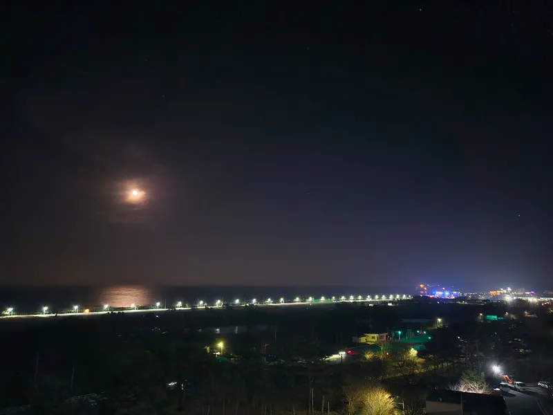 [Yangyang] #20 pyeong#Surf Beach#High-rise ocean view pool interior apartment 34