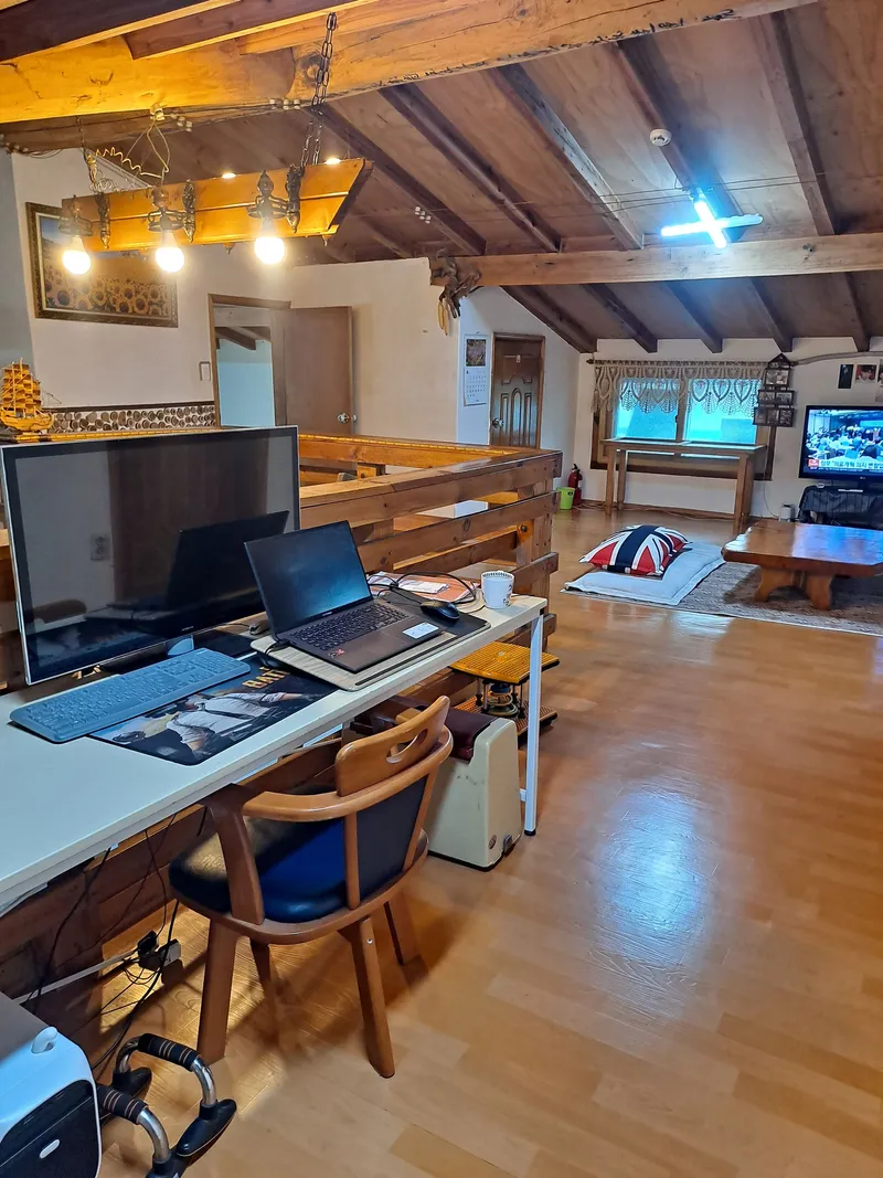 [Hoengseong] A detached house with a pretty garden near the lakeside road 3