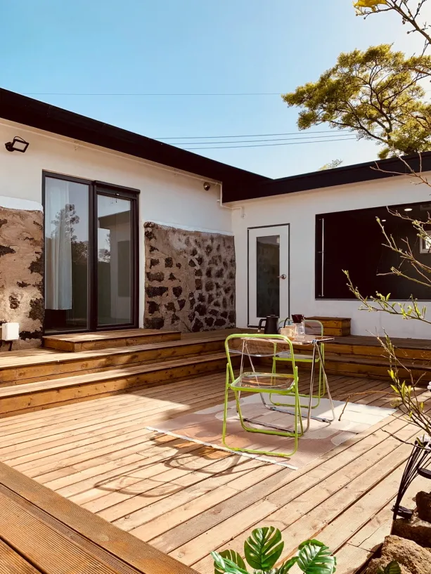 [Aewol, Jeju] Jeju's representative mountain peak front view, private jacuzzi, Insta-worthy accommodation 220