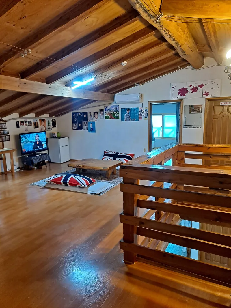 [Hoengseong] A detached house with a pretty garden near the lakeside road 4