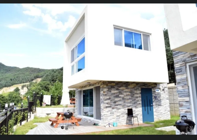 [강원 홍천] 비발디파크바로앞복층독채106#개별수영장개별바베큐데크 10