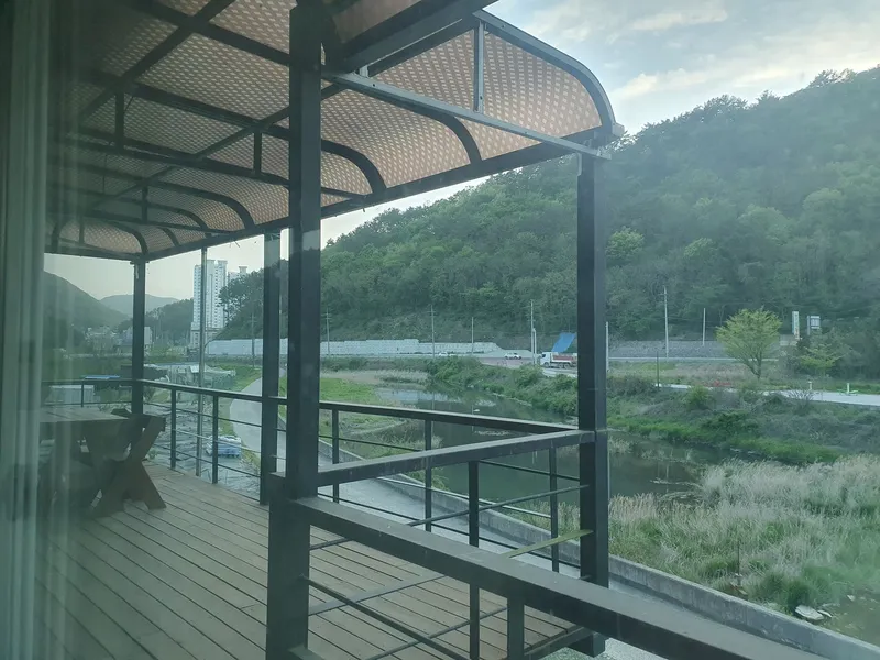 [경남 거제] 숲속의 연초천뷰 전원주택 2층(32평형) 44