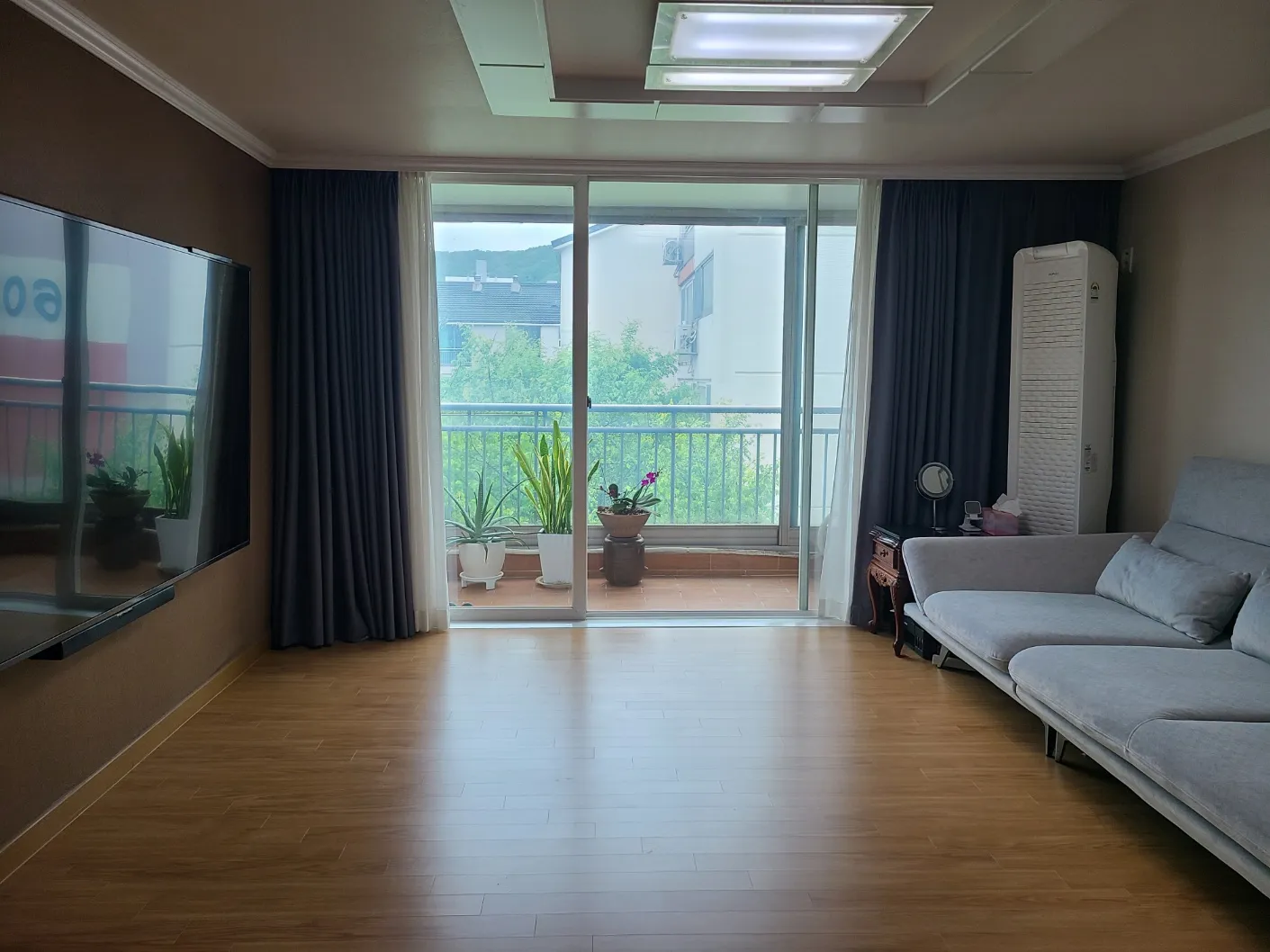 Yatap-dong Forest Two-Bedroom Apartment