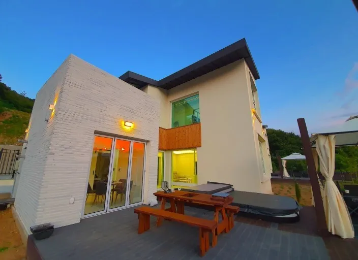 [Gapyeong] Small dog-friendly pension with outdoor spa #201 13