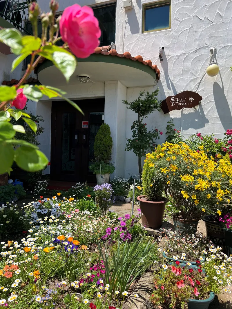 [Iho 1-dong, Jeju] Two-room near Iho Tewoo Beach #Jeju Airport #Dodubong 4