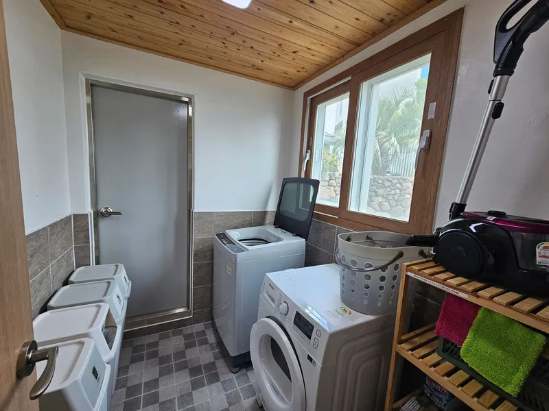 [Andeok, Seogwipo] #DaepyeongPort #Baksugijeong #GunsanOreum/2-story detached house 39