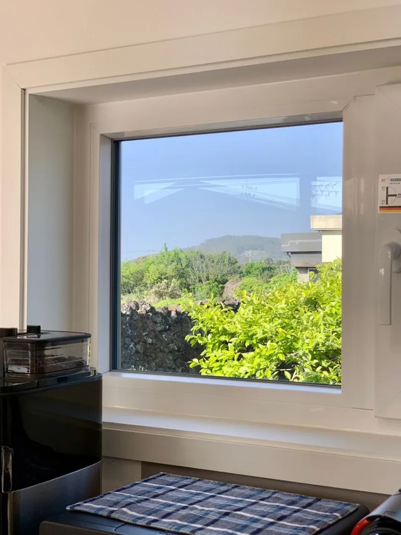 [Aewol, Jeju] Jeju's representative mountain peak front view, private jacuzzi, Insta-worthy accommodation 207