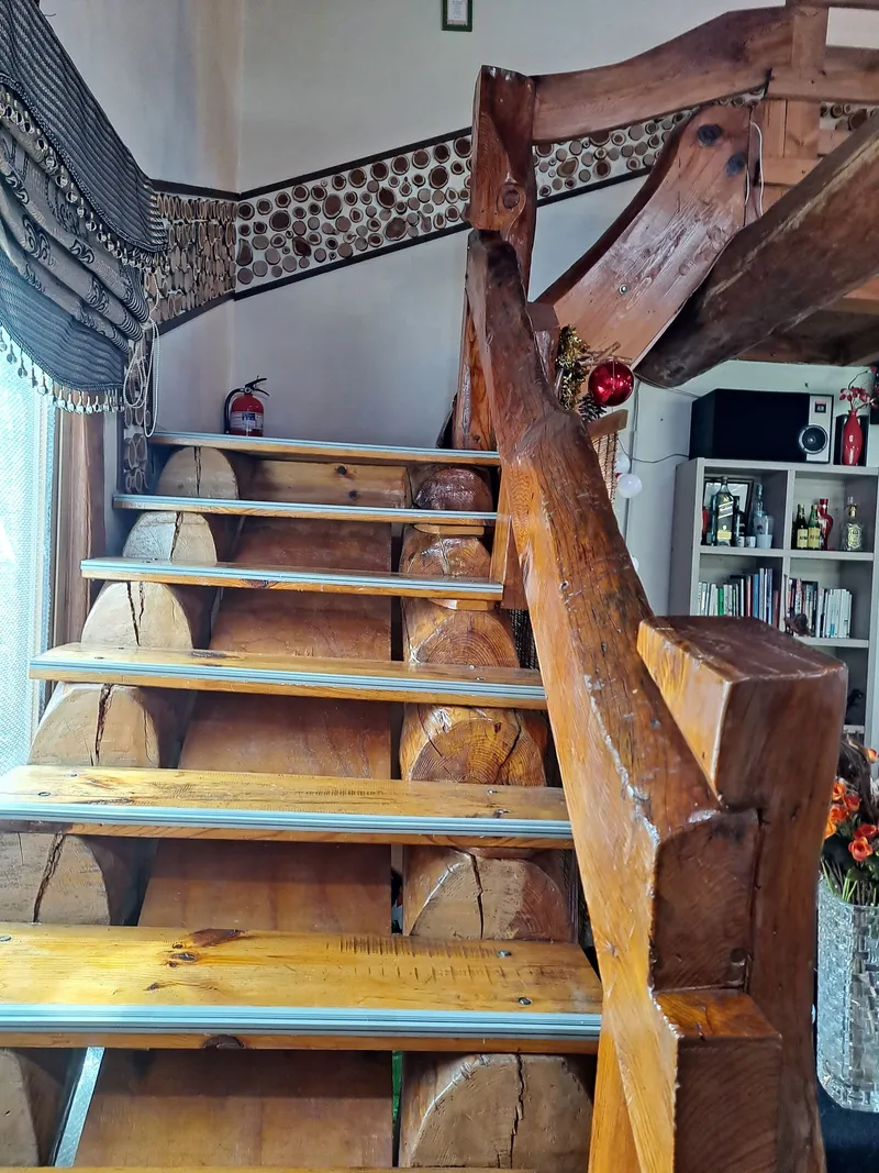 [Hoengseong] A detached house with a pretty garden near the lakeside road 7