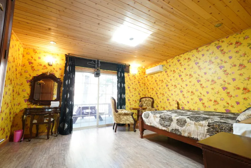 [Yangyang] Pension with Micheongol Valley flowing inside Micheongol Natural Recreation Forest #Topaz 9