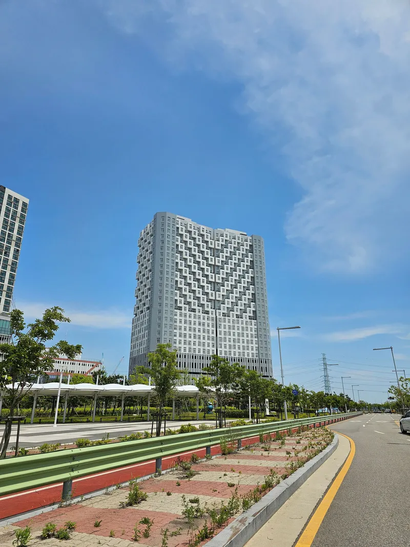 [경기 안산] 반달섬 오션뷰 코너테라스 28층 38