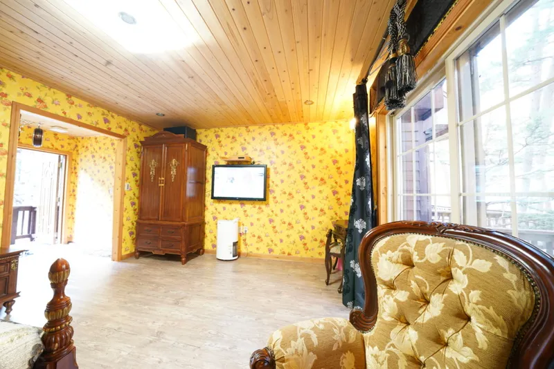 [Yangyang] Pension with Micheongol Valley flowing inside Micheongol Natural Recreation Forest #Topaz 5