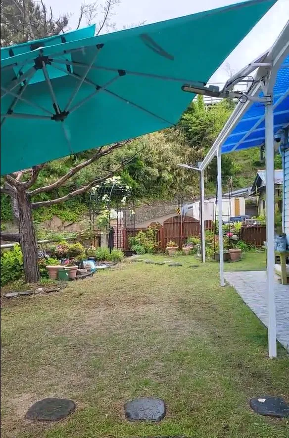 [Yeongdeok] A recently remodeled 56-pyeong detached house with a country feel and healing nature in the arms of the sea 53