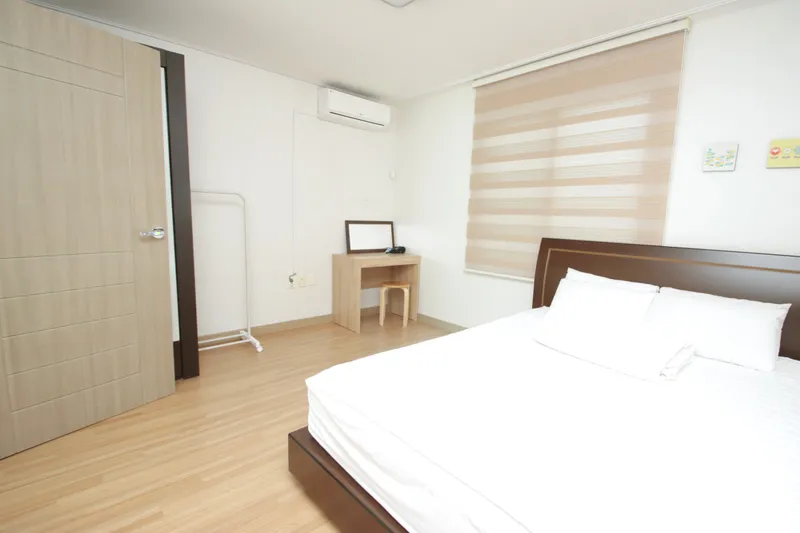 [Namwon, Seogwipo] Yongnuni, a Mediterranean-style pension near Geumho Resort 2