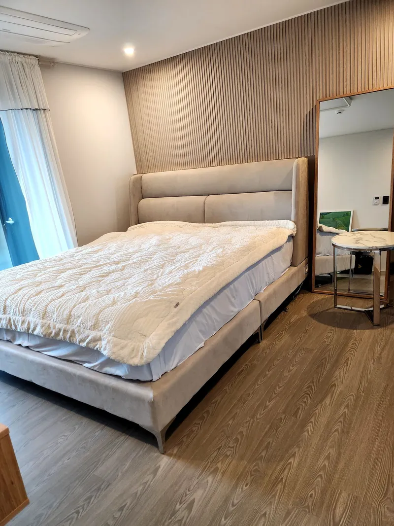 [Ara 1-dong, Jeju] 3 newly built, fully-furnished, stylish apartment with a view of the distant sea and forest area 6