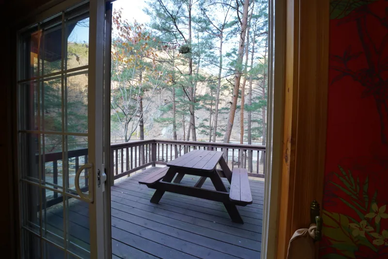 [Yangyang] Pension with a stream flowing in Micheongol Natural Recreation Forest #Rose Night 4