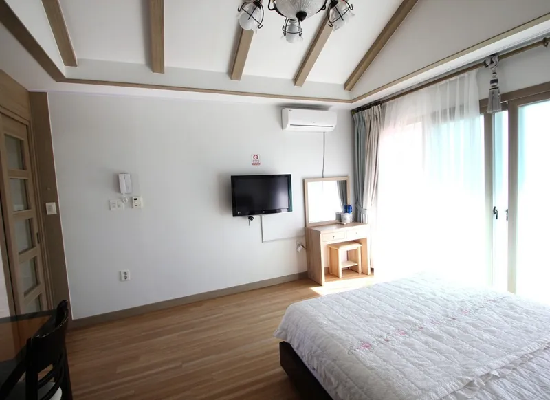 [Namwon, Seogwipo] Mediterranean-style pension near Geumho Resort 2