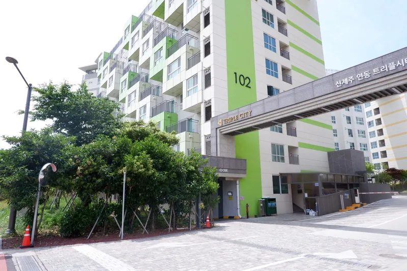[Yeon-dong, Jeju] Newly Built High-End Fully Furnished 3-Room with Baby Supplies #KidsRoom Near Airport 32