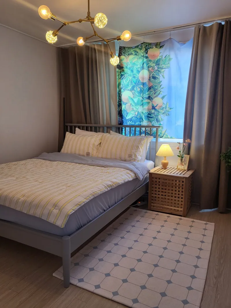 [Songpa, Seoul] 2 minutes walk from Songpanaru Station on Line 9, very close to the station 11